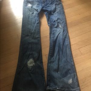 Rock & republic Stevie distressed flare jeans NWT